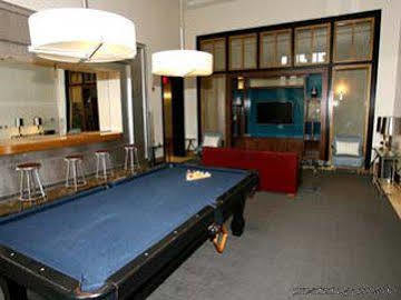 Crystal Quarters Furnished Apartments At The Gramercy Arlington Buitenkant foto