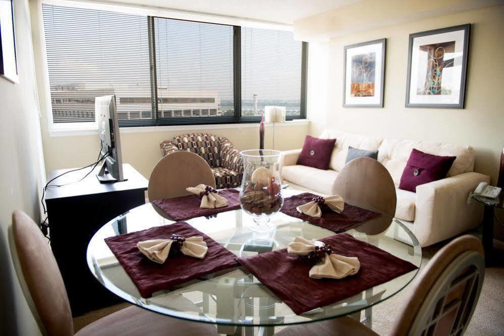 Crystal Quarters Furnished Apartments At The Gramercy Arlington Buitenkant foto