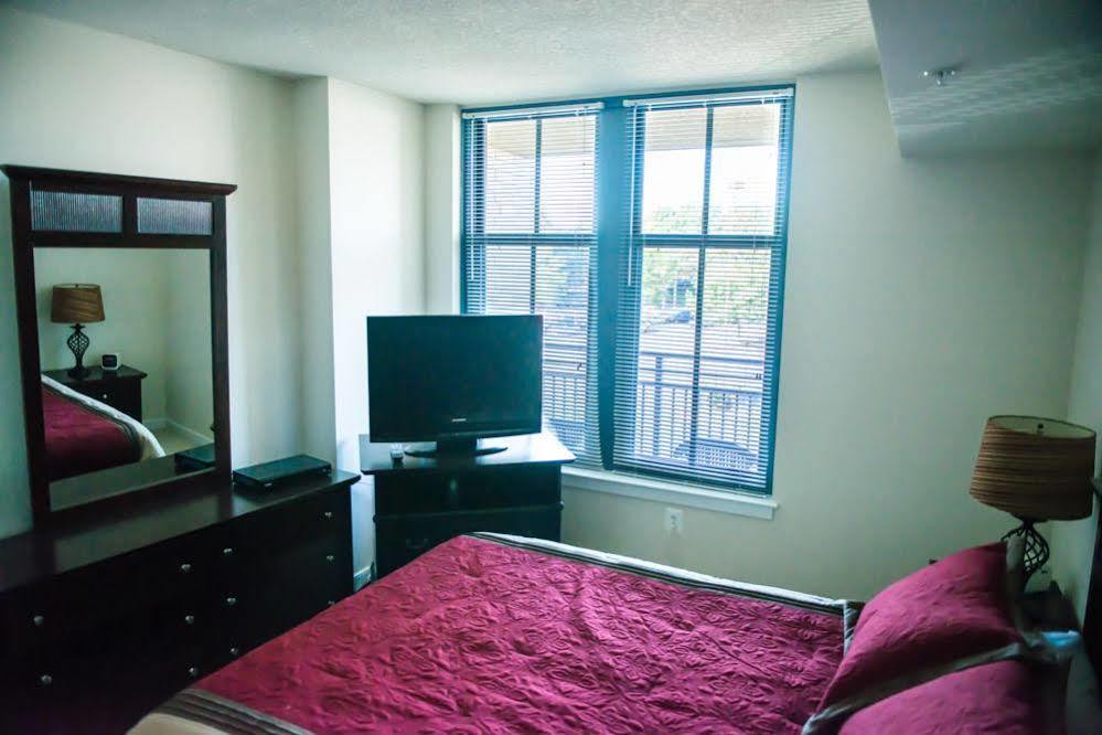 Crystal Quarters Furnished Apartments At The Gramercy Arlington Buitenkant foto